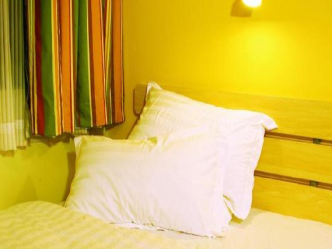 Bedroom, 7 Days Inn Guiyang Daximen Branch, Guiyang