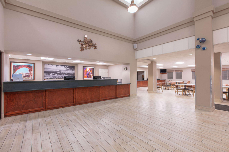 Public Area 2, Super 8 by Wyndham Page/Lake Powell, Coconino