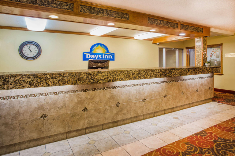 Public Area 2, Days Inn by Wyndham Yakima, Yakima