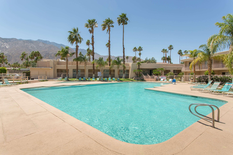 Sport & Beauty 5, Days Inn by Wyndham Palm Springs, Riverside