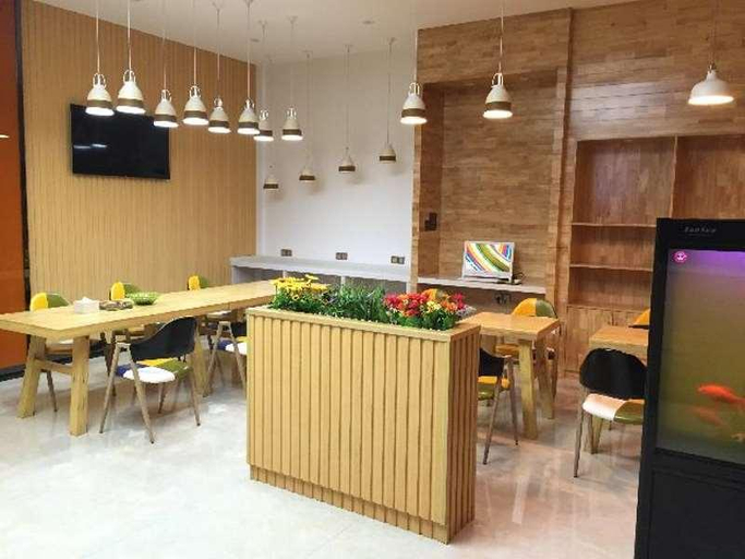 Public Area 5, 7 Days Premium Wangcheng Pedestrian Street, Changsha