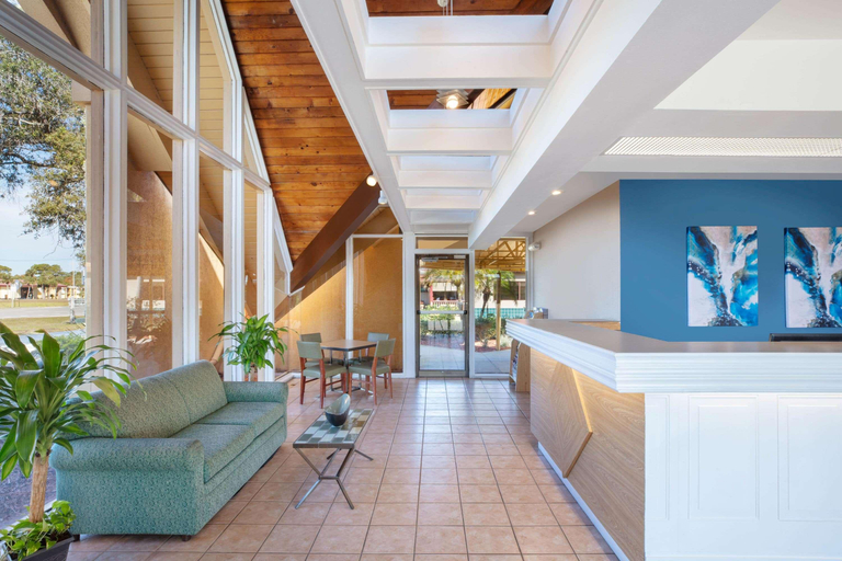Public Area 2, Baymont By Wyndham Daytona Beach/Intl Speedway, Volusia