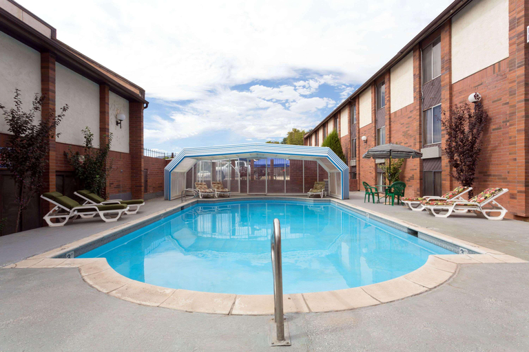 Sport & Beauty 2, Ramada by Wyndham Richfield UT I-70, Sevier