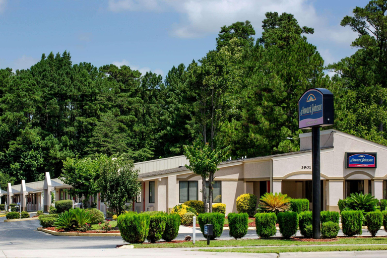 Exterior & Views 1, Howard Johnson by Wyndham Wilmington, New Hanover