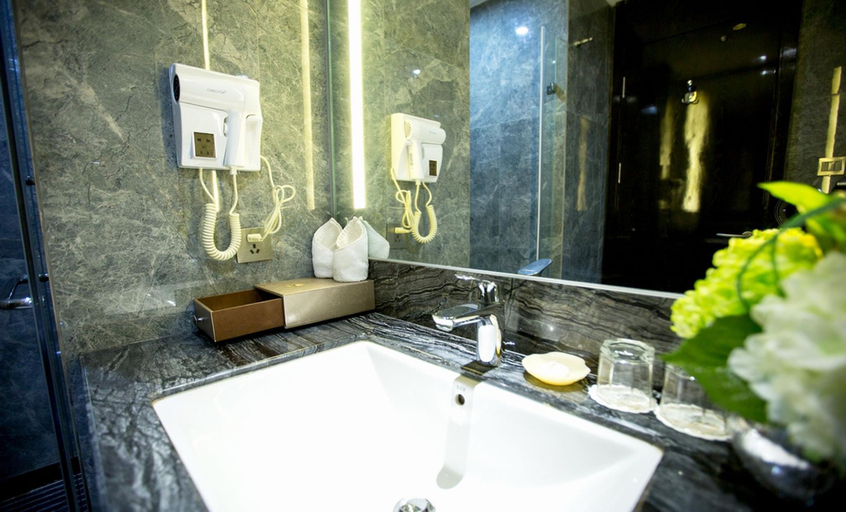 Bathroom 4, Shantou Grandtide Hotel, Shantou