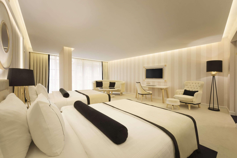 Bedroom 2, Ramada Hotel & Suites By Wyndham Istanbul Sisli, Şişli