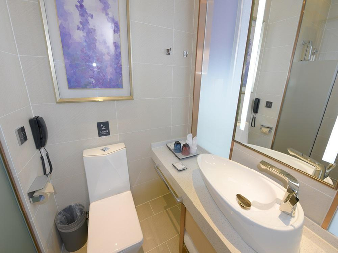 Bathroom 4, Lavande Hotel·Changchun Aviation University Fanrong Road Metro Station, Changchun