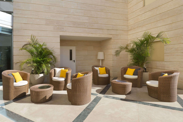 Ramada Hotel & Suites by Wyndham Netanya, 