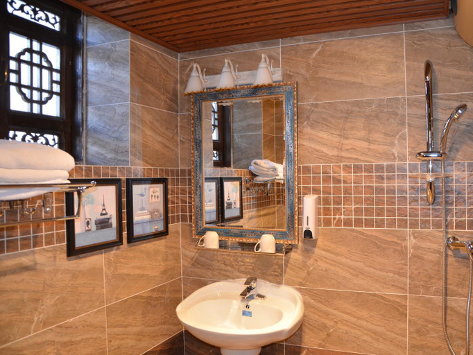 Bathroom 5, Maple Leaf Inn Lijiang, Lijiang