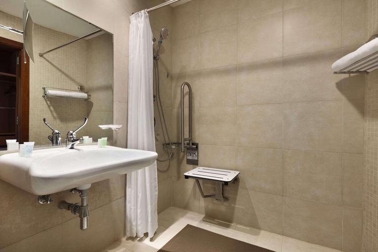 Bathroom 5, Montreal Barsha Hotel, Dubai