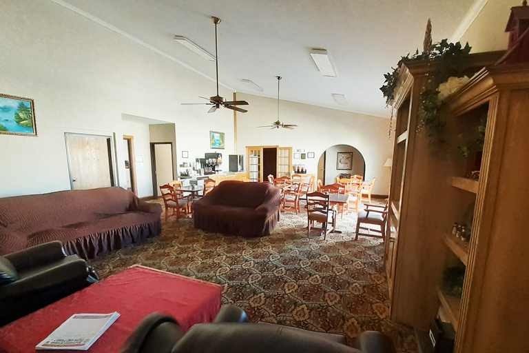 Public Area 3, Single Tree Inn, Grant