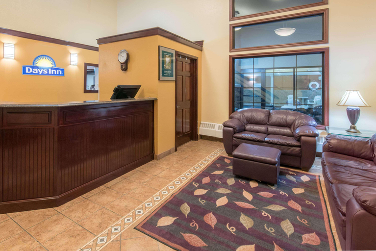 Public Area 2, Days Inn by Wyndham Minot, Ward