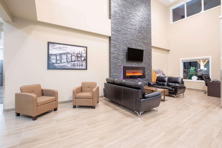 Public Area 3, Super 8 by Wyndham Canmore, Division No. 15