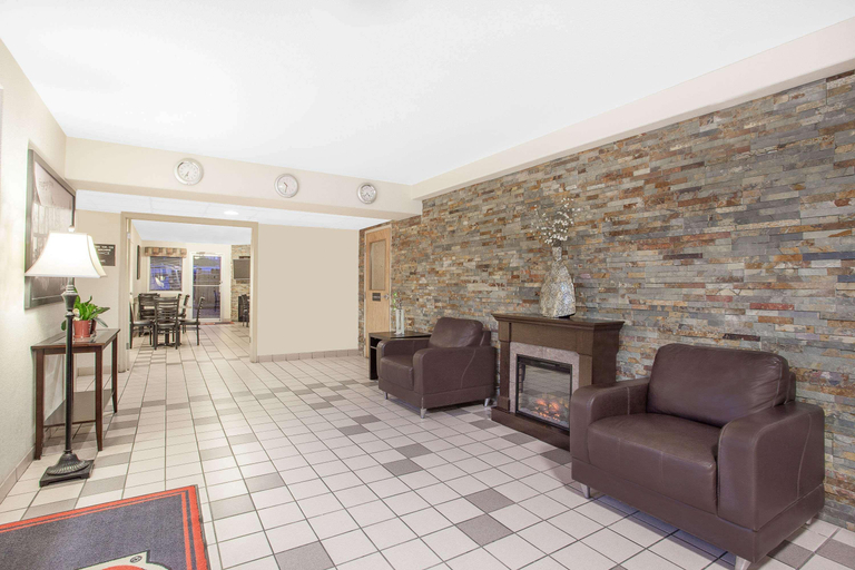 Public Area 2, Ramada by Wyndham Cranbrook, East Kootenay