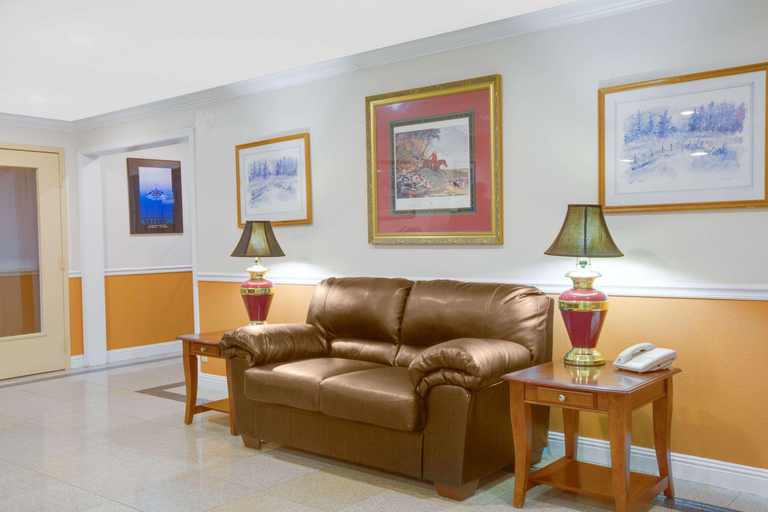 Public Area 2, Econo Lodge Mt Hope - Beckley North, Raleigh