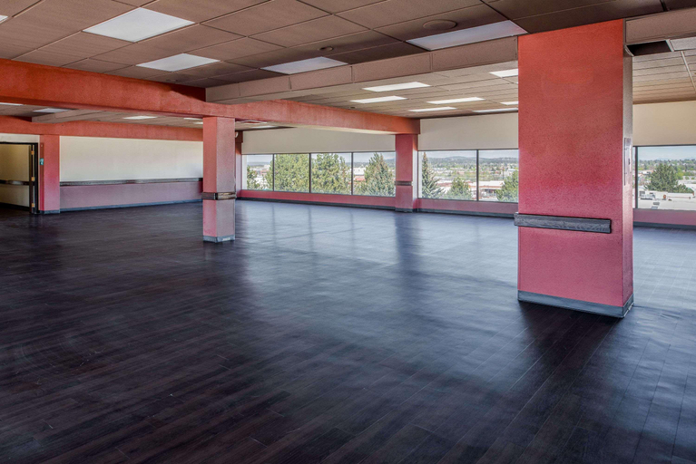 Public Area 2, Ramada by Wyndham Downtown Spokane, Spokane