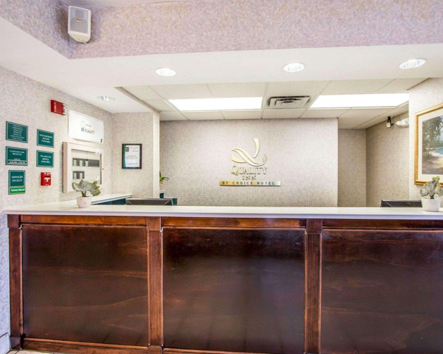 Public Area 2, Quality Inn, Baldwin