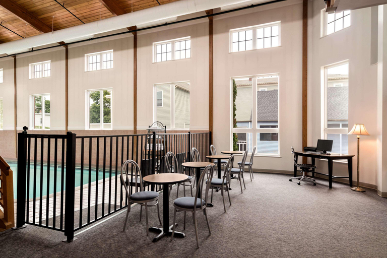 Public Area 3, Days Inn by Wyndham Dover, Strafford