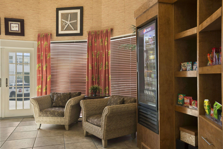 Public Area 2, Howard Johnson by Wyndham Ocean City Oceanfront, Worcester