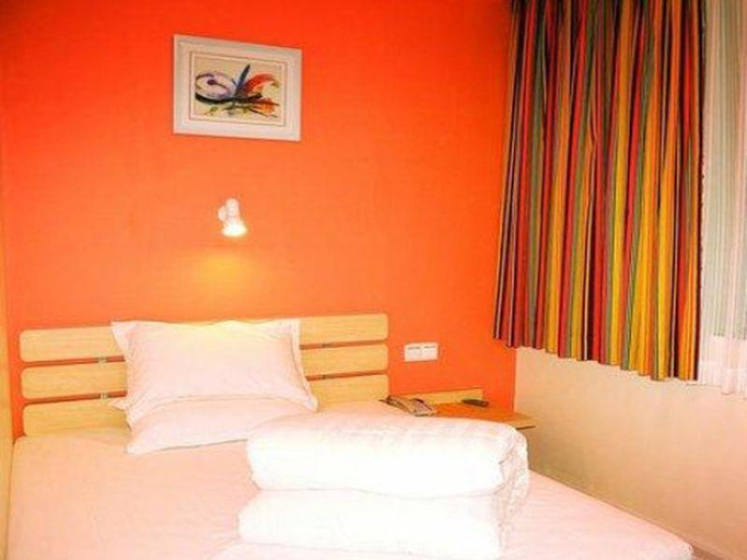 Bedroom 2, 7 Days Inn Pingxiang Railway Station, Pingxiang