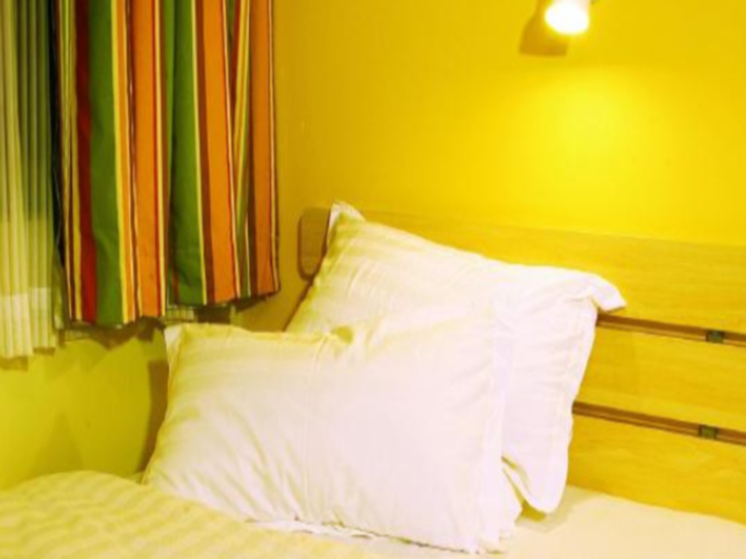 Bedroom 3, 7 Days Inn Yulin Guangji Tower, Yulin