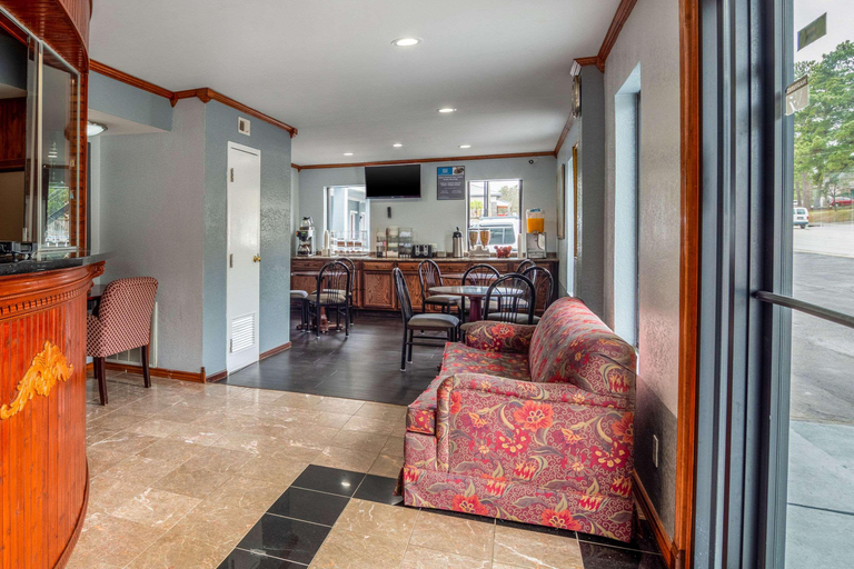 Public Area 2, Rodeway Inn & Suites Fort Jackson, Richland