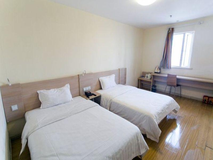 Bedroom 3, 7 Days Inn Suzhou Lumu Metro Station Runyuan Road, Suzhou