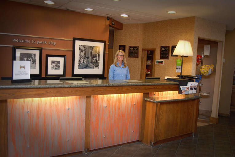 Public Area 3, Hampton Inn & Suites Park City, Summit