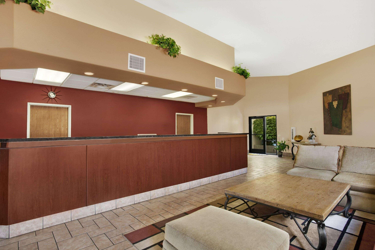 Public Area 3, Days Inn by Wyndham Globe, Gila