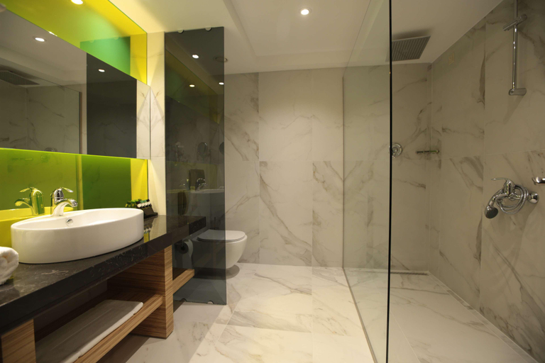 Bathroom 5, Wyndham Grand Athens, Attica
