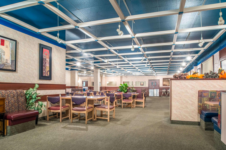 Public Area 2, Ramada by Wyndham Saskatoon, Division No. 11