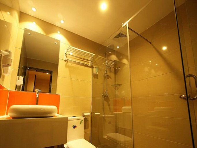 Bathroom 4, 7 Days Premium Guilin Liangjiang Sihu Central Plaza, Guilin