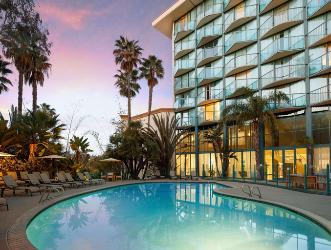 Sport & Beauty 2, DoubleTree by Hilton San Diego - Hotel Circle, San Diego