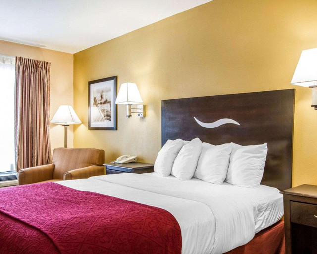 Bedroom 3, Quality Inn, Baldwin