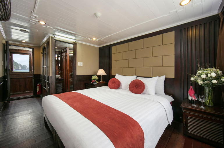 Halong Majestic Legend Cruise, Hạ Long