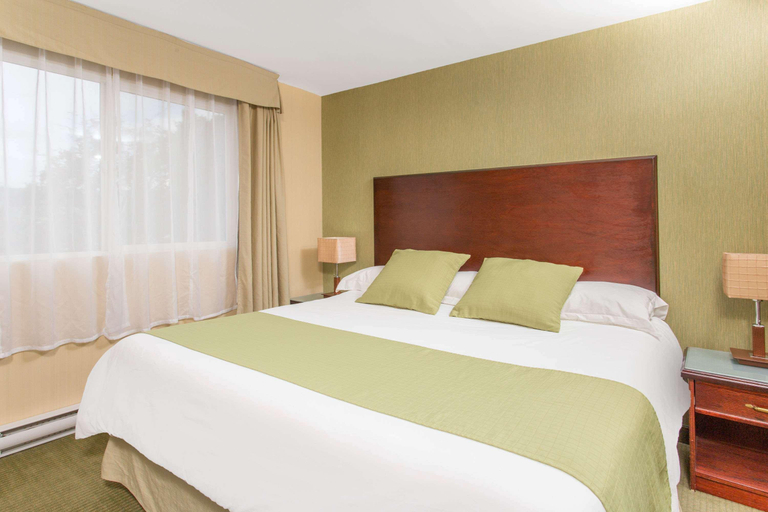 Bedroom 4, Ramada by Wyndham Williams Lake, Cariboo