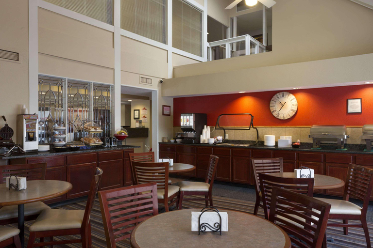 Food & Drinks, Hawthorn Suites By Wyndham Grand Rapids, Mi, Kent