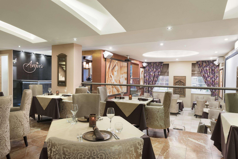 Public Area, Ramada Resort by Wyndham Park Hall Wolverhampton, Wolverhampton