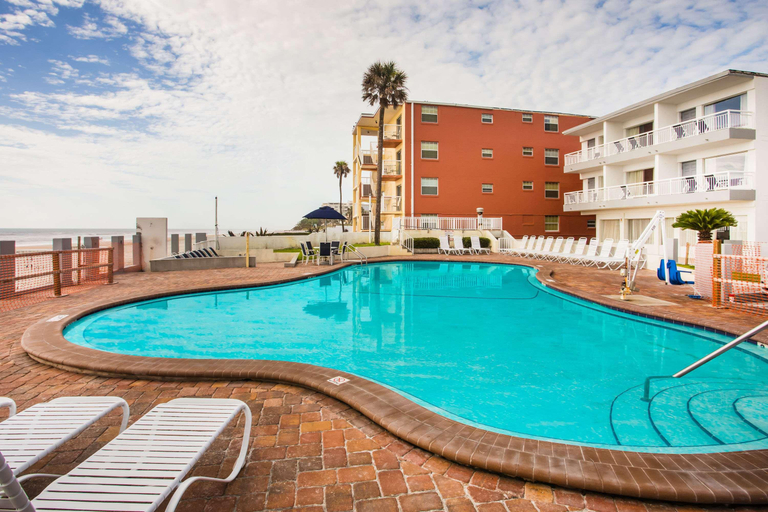 Sport & Beauty, Arya Blu Inn & Suites, Volusia