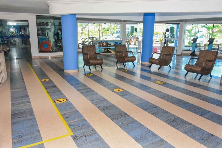 Public Area 2, Sueds Plaza, Porto Seguro