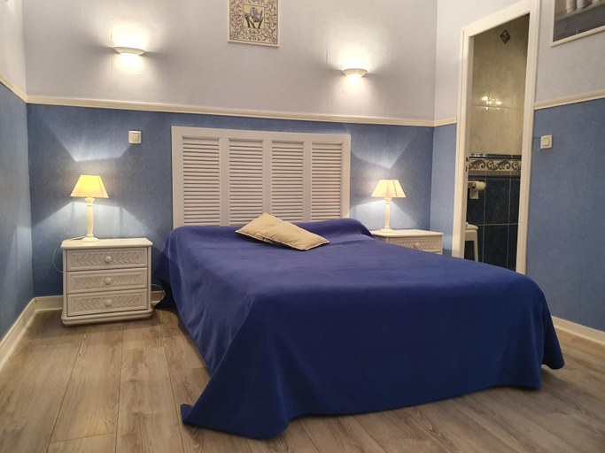 Bedroom 3, Logis Ferme De La Grande Cour, Calvados