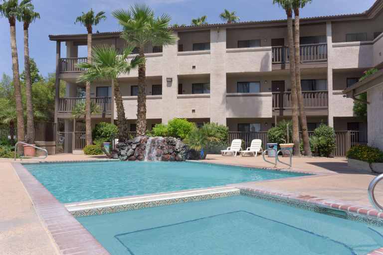 Sport & Beauty 5, Days Inn & Suites by Wyndham Tempe, Maricopa