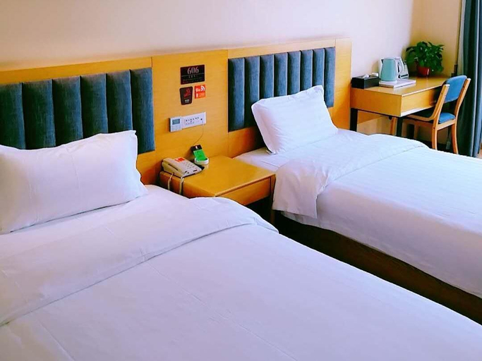 Bedroom 3, 7 Days Premium Shiyan Renmin Road Sanyan Passenger Terminal, Shiyan