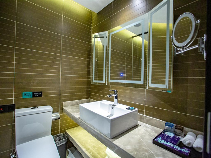 Bathroom 3, シャナホテル（チベット自治博物館観光ビル）(Xana Hotelle (Lhasa Potala Palace & Beijing Middle Road)), Lhasa