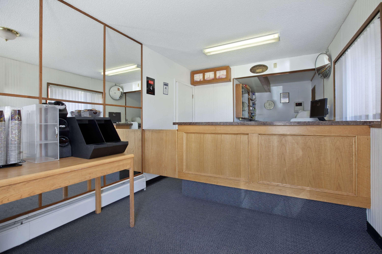 Public Area 2, Travelodge by Wyndham Moose Jaw, Division No. 7