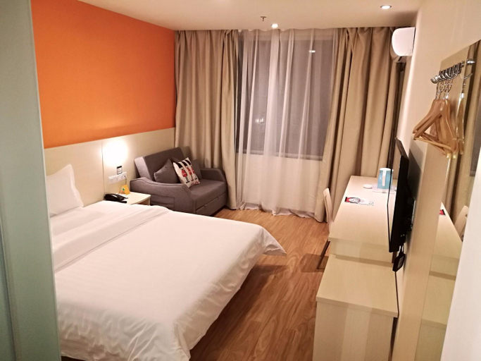 Bedroom 3, 7 Days Inn Emeishan Center, Leshan