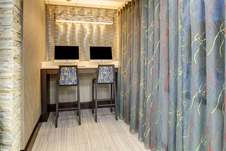 Public Area 3, Clarion Pointe Biltmore Village, Buncombe