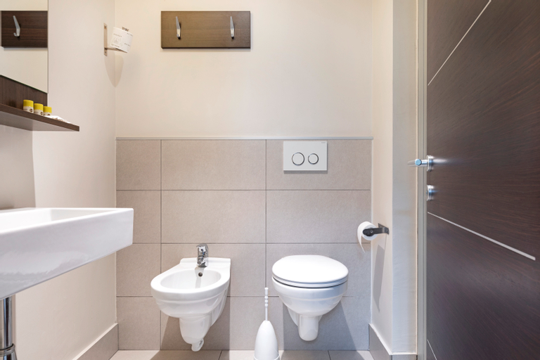Bathroom 4