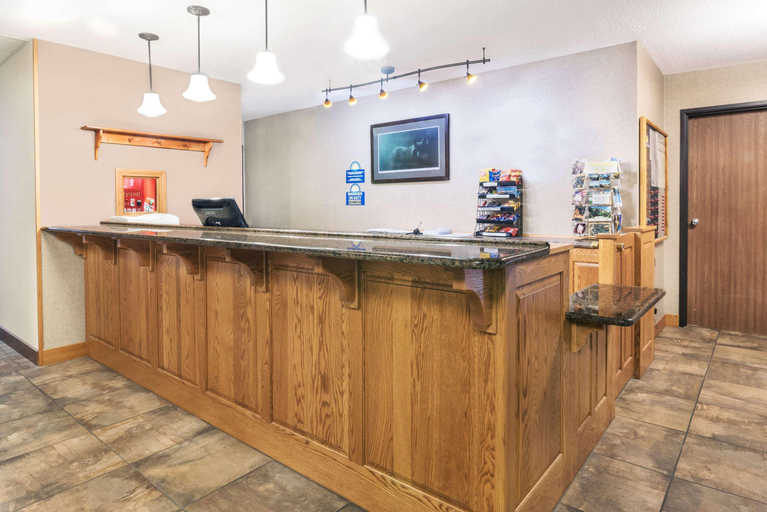 Public Area 2, Days Inn by Wyndham Spearfish, Lawrence