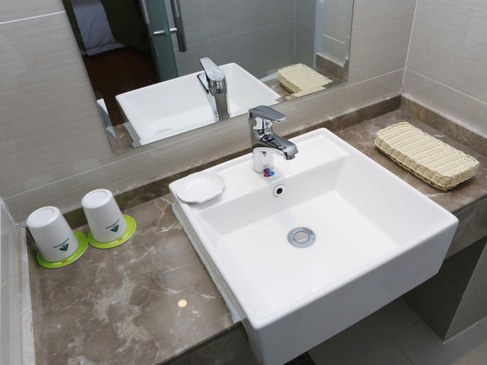 Bathroom 4, Vatica Hefei Silihe Road Wenyi Bainian Street Hotel, Hefei